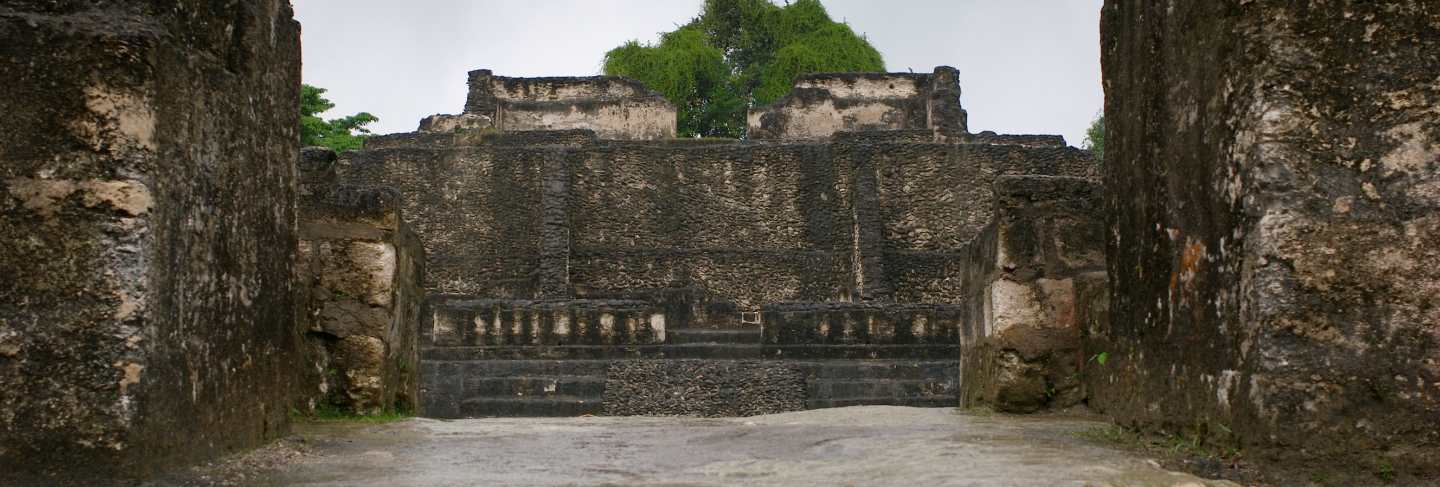 Xunantunich, mayan ruins
